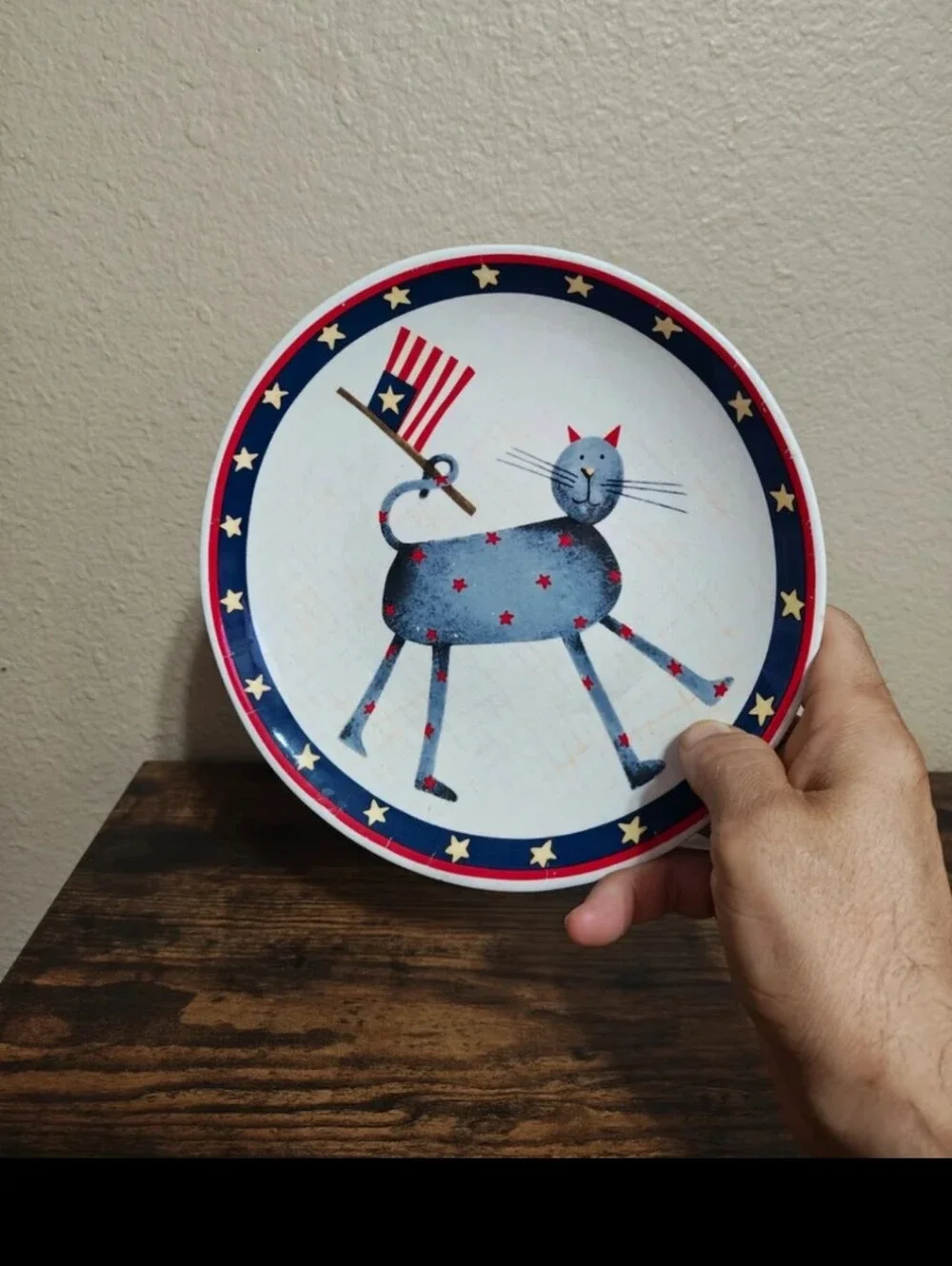 Rare Collectible Jo-Ann Fabric Debbie Mumm Red White & Blue Patriotic Plate